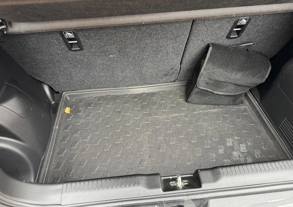 Suzuki Swift cena 72500 przebieg: 38000, rok produkcji 2018 z Bydgoszcz małe 704